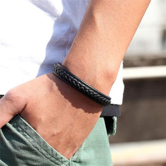 Pure Leather Master Lock Bracelet