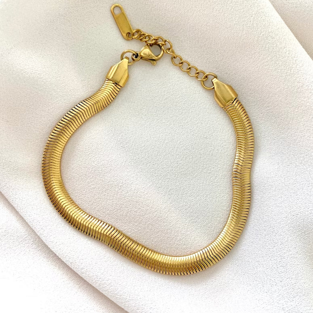 7MM Herringbone Chain Bracelet - Gold Tone