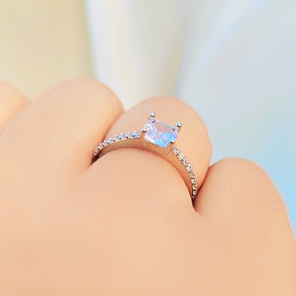 Adjustable Charming Zirconia Ring